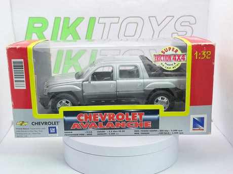Chevrolet Avalanche New Ray 1/32 Argento - RikiToys - New Ray