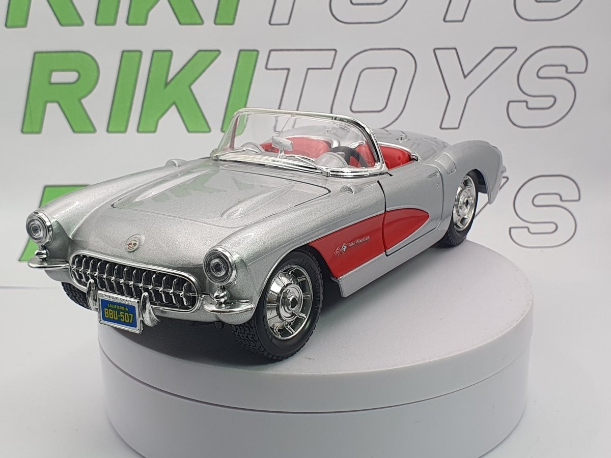 Chevrolet Corvette Burago 1/24 Argento 1957 - RikiToys - Burago