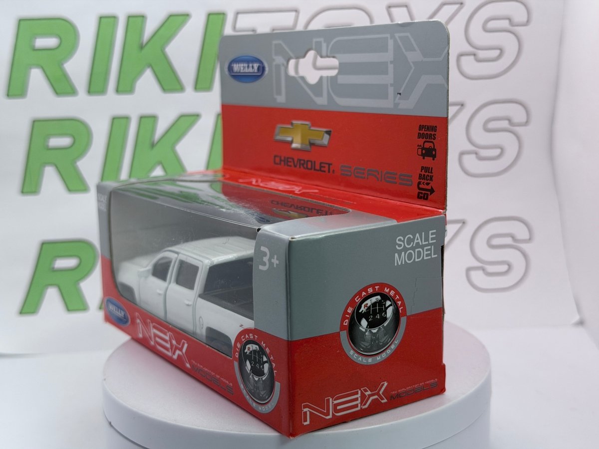 Chevrolet Silverado Welly 1/43 BIanco 2017 - RikiToys - Welly