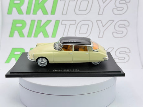 Citroen DS 19 Edicola 1/43 Bianco - RikiToys - Edicola