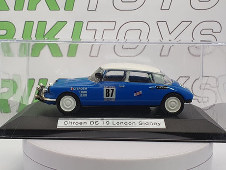 Citroen DS 19 Edicola 1/43 Celeste - RikiToys - Edicola