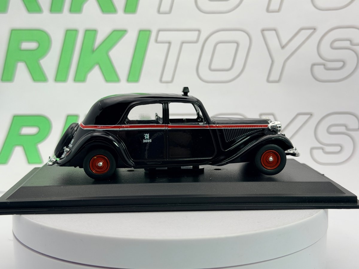 Citroen Traction Avant Edicola 1/43 Nero - RikiToys - Edicola