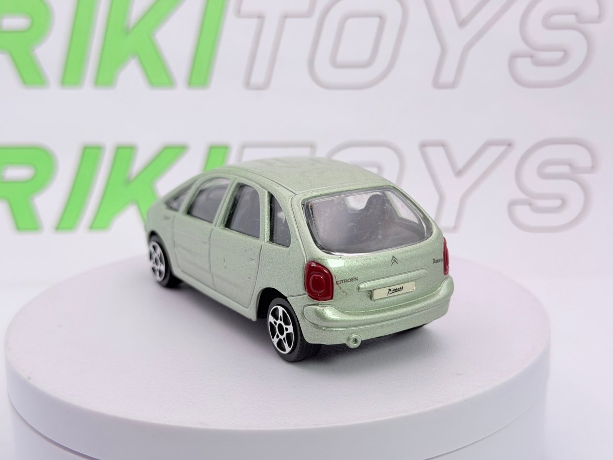 Citroen Xsara Picasso Burago 1/43 Verde - RikiToys - Burago