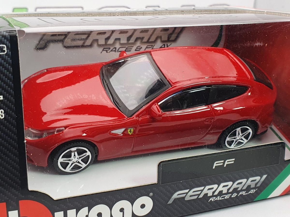 Ferrari FF Burago 1/43 Rosso - RikiToys - Burago