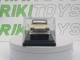 Fiat 2300 Lusso Norev 1/43 Giallo chiaro - RikiToys - Norev