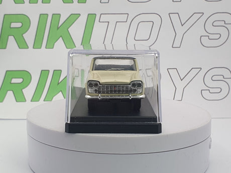 Fiat 2300 Lusso Norev 1/43 Giallo chiaro - RikiToys - Norev