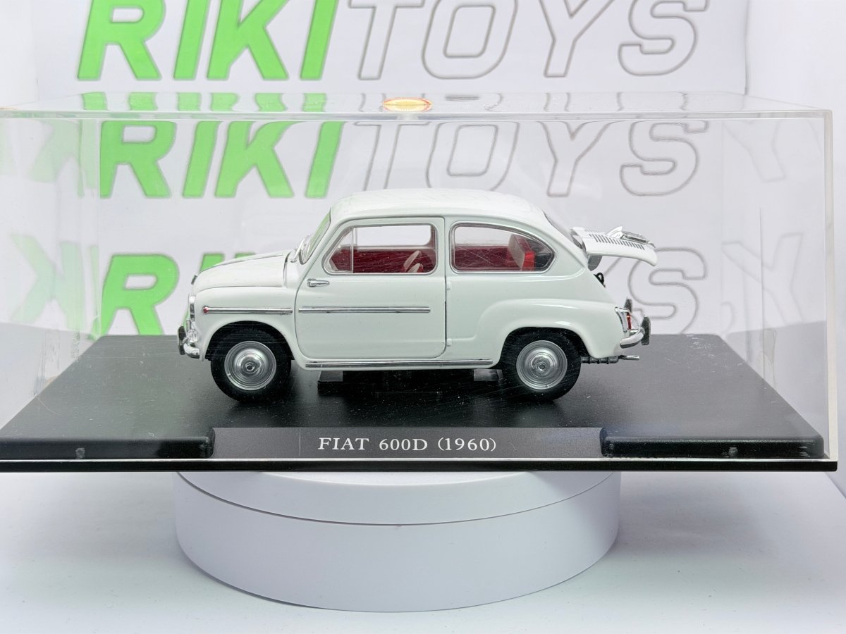Fiat 600 D Leo Models 1/24 Bianco 1960 - RikiToys - Leo Models