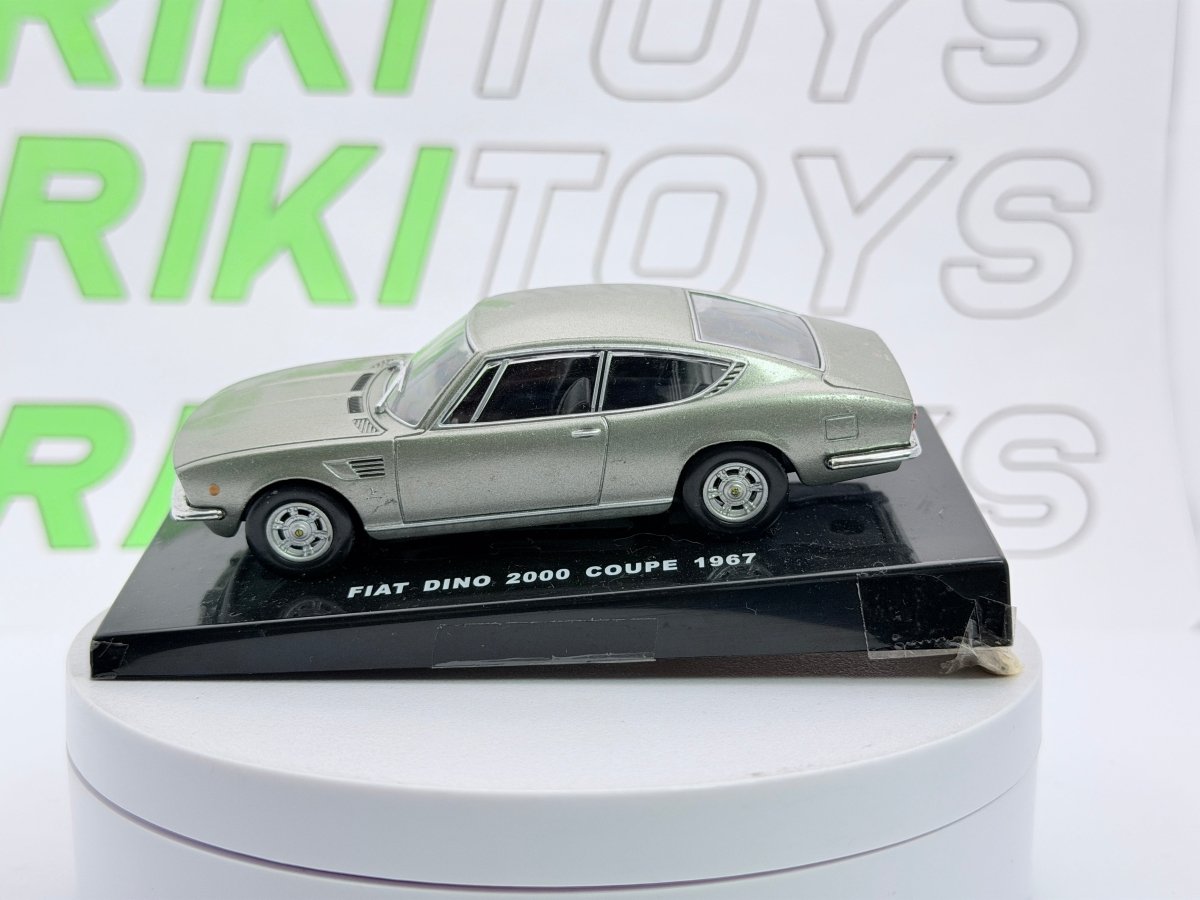 Fiat Dino 2000 Coupé Edicola 1/43 Grigio metallizzato 1967 - RikiToys - Edicola#