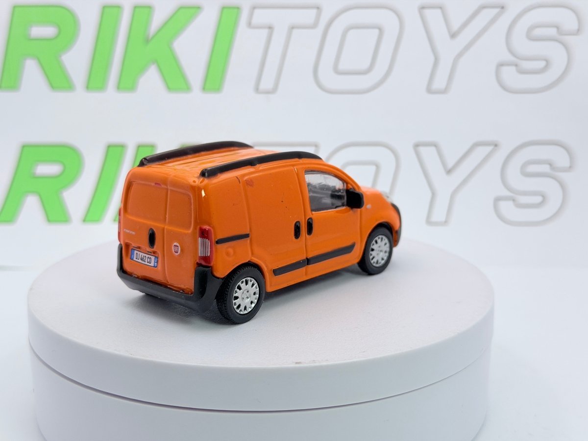 Fiat Fiorino Burago 1/43 Arancione - RikiToys - Burago#