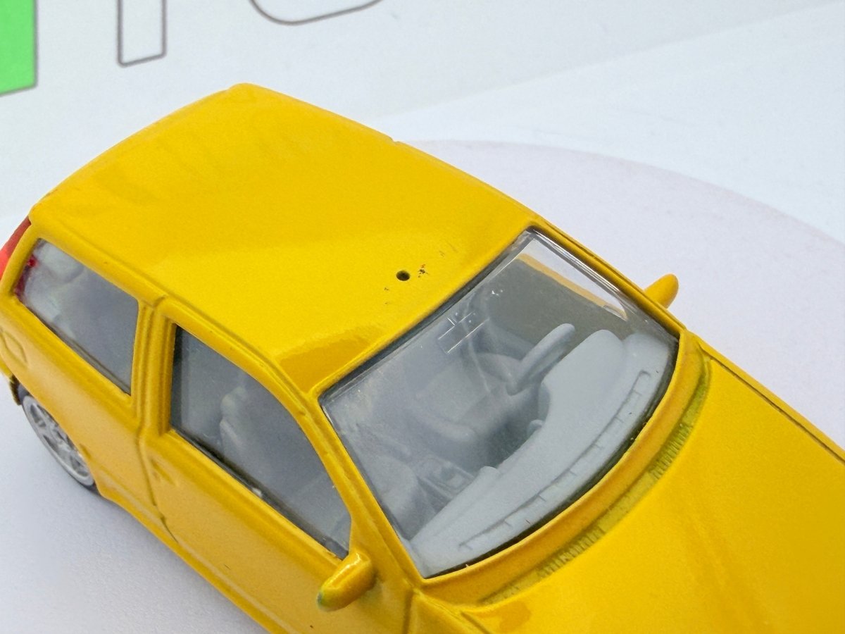Fiat Punto GT Turbo Burago 1/43 Giallo - RikiToys - Burago