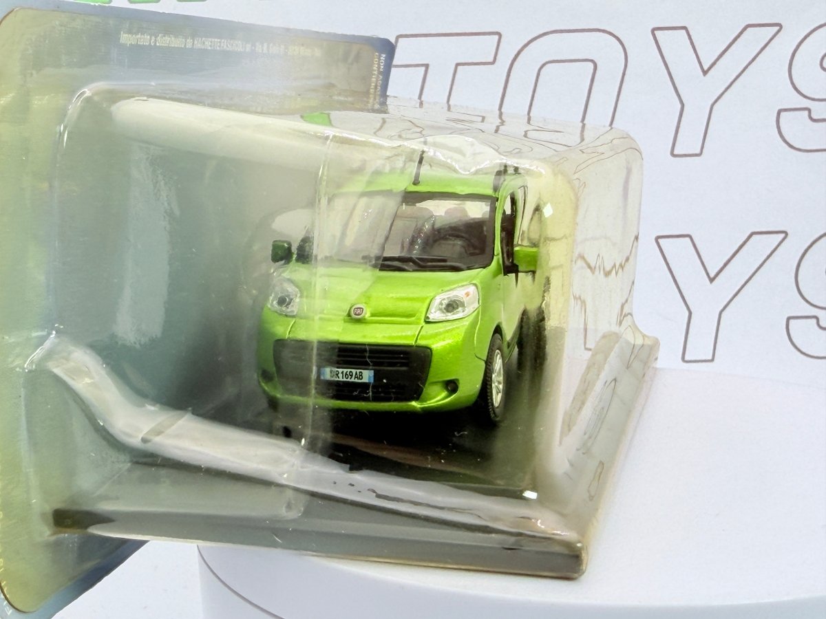 Fiat Qubo Norev 1/43 Verde 2008 - RikiToys - Norev