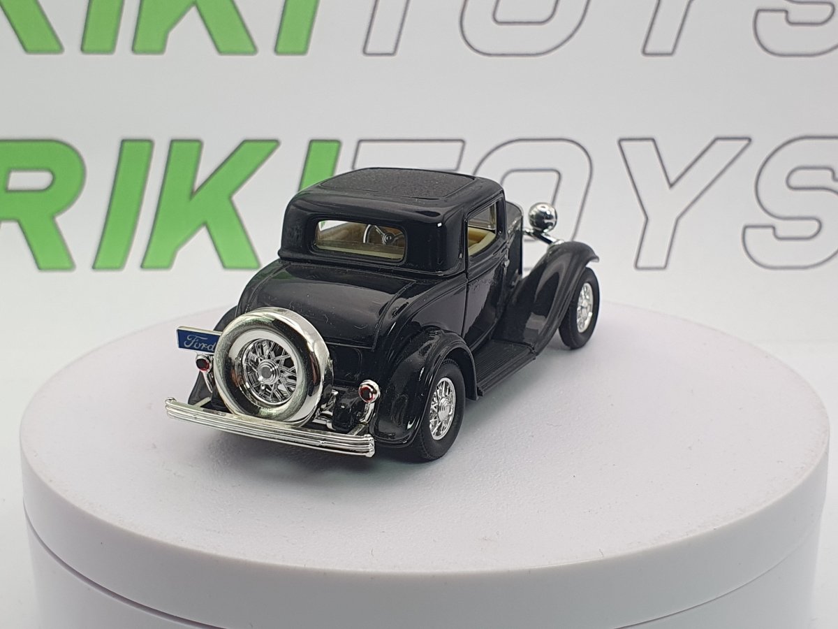 Ford A Coupé Road Signature 1/43 Nero 1932 - RikiToys - Road Signature