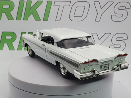 Ford Edsel Citation Arko 1/35 Bianco 1958 - RikiToys - Arko