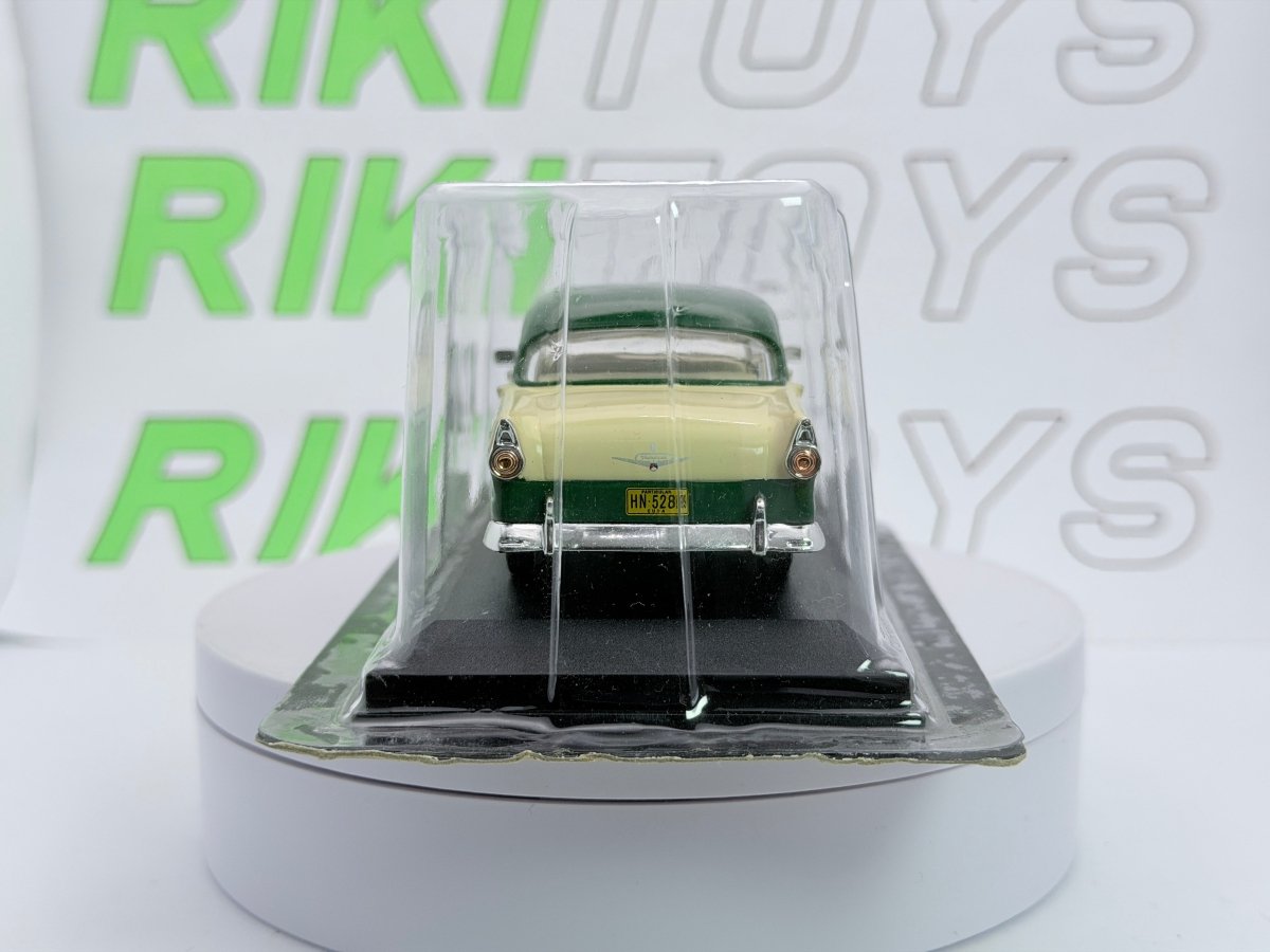 Ford Fairlane Taxi Edicola 1/43 Verde - RikiToys - Edicola#