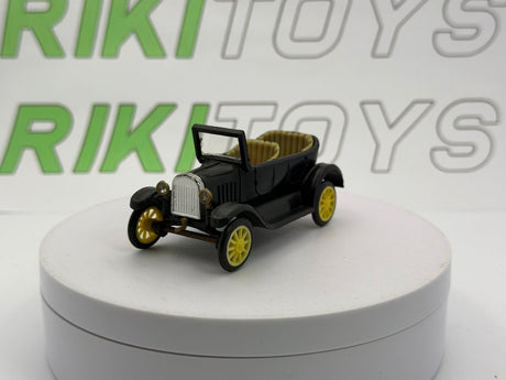 Ford T Cabriolet Politoys Plastica 1/41 Nero 1919 - RikiToys - Politoys Plastica