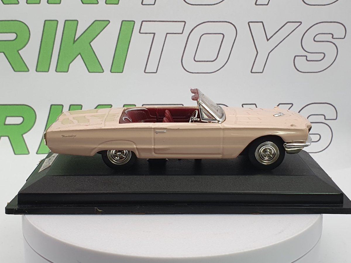 Ford Thunderbird Edicola 1/43 Rosa 1966 - RikiToys - Edicola