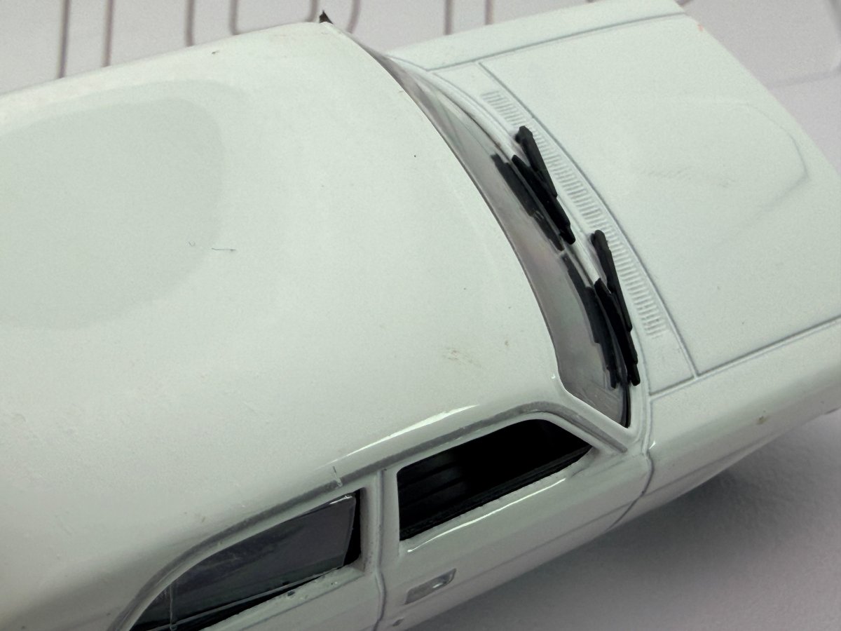 GAZ 24 - 10 Volga Edicola 1/43 Bianco - RikiToys - Edicola