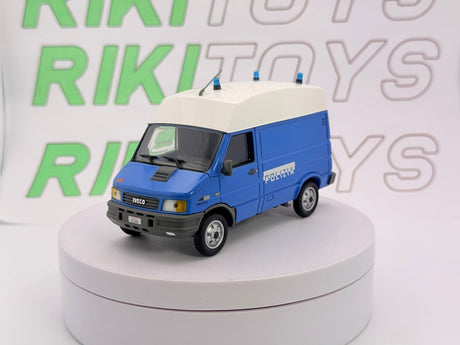 Iveco Daily Polizia Edicola 1/43 Azzurro - RikiToys - Edicola