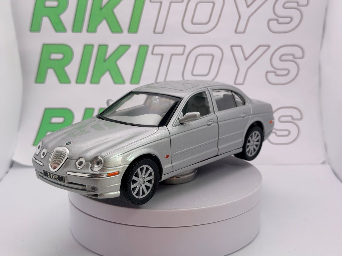 Jaguar S Type Welly 1/24 Argento 1999 - RikiToys - Welly