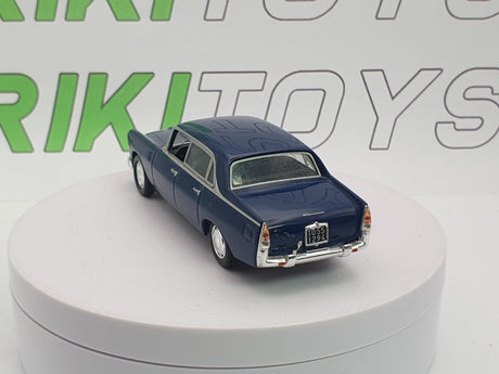 Lancia Flaminia Berlina Norev 1/43 Blu 1957 - RikiToys - Norev
