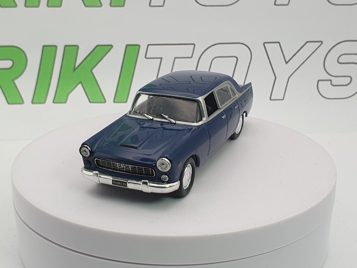 Lancia Flaminia Berlina Norev 1/43 Blu 1957 - RikiToys - Norev
