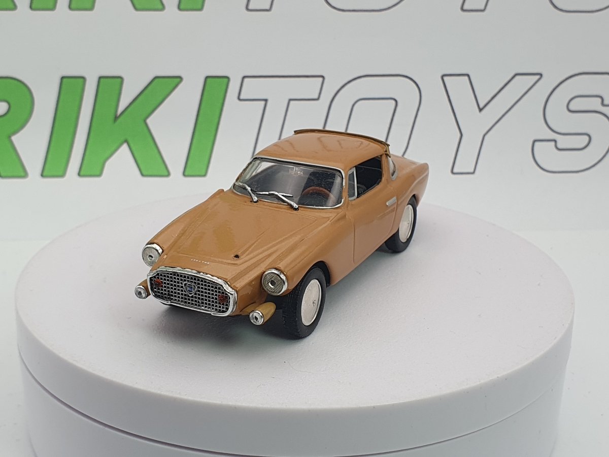 Lancia Flaminia Loewy Norev 1/43 Beige 1960 - RikiToys - Norev