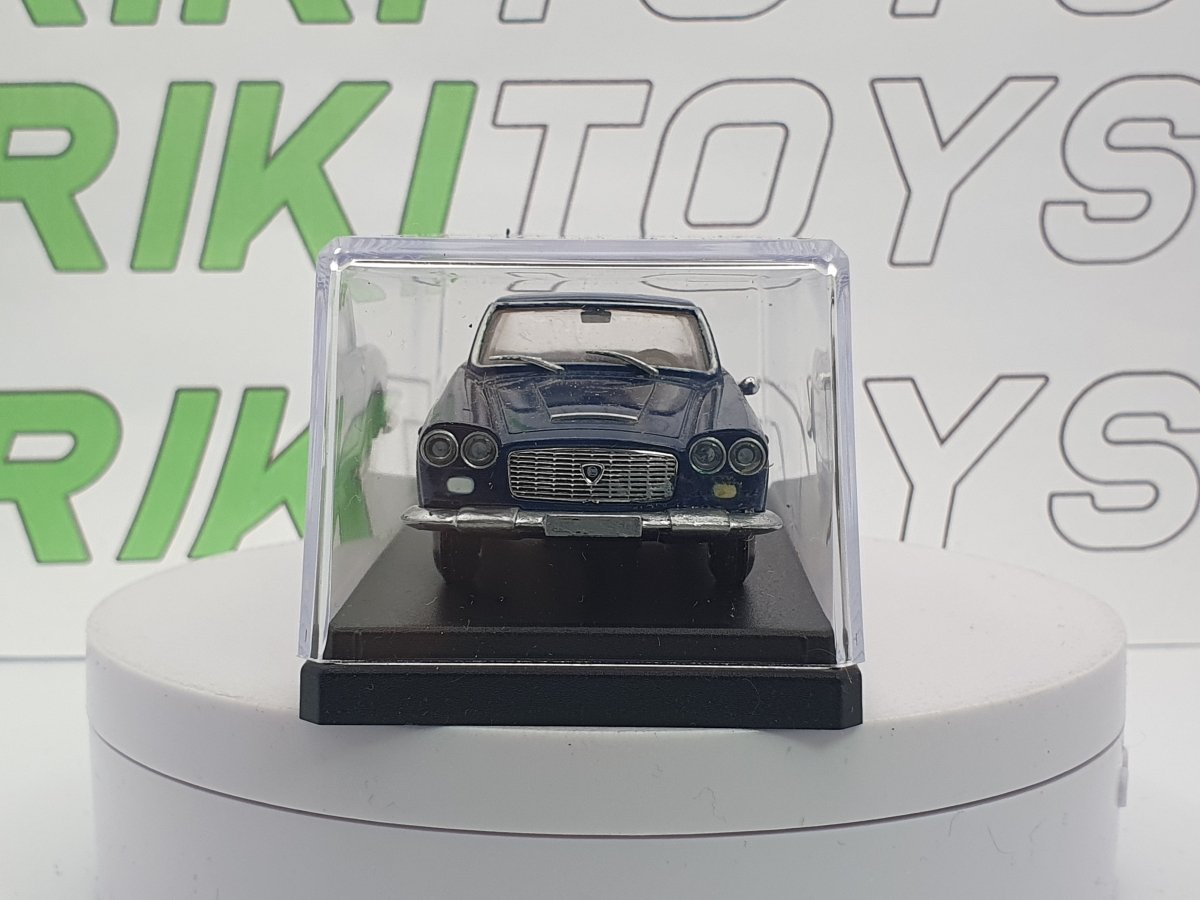 Lancia Flaminia Touring Edicola 1/43 Blu metallizzato 1959 - RikiToys - Edicola