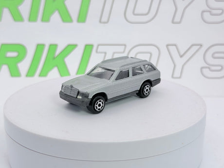 Mercedes 300 T 124 Majorette 1/60 Argento - RikiToys - Majorette