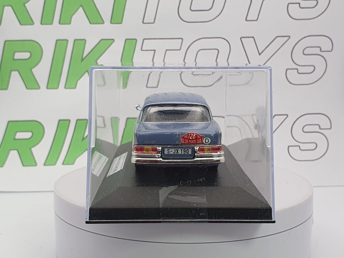 Mercedes Benz 220 SE Edicola 1/43 Celeste - RikiToys - Edicola