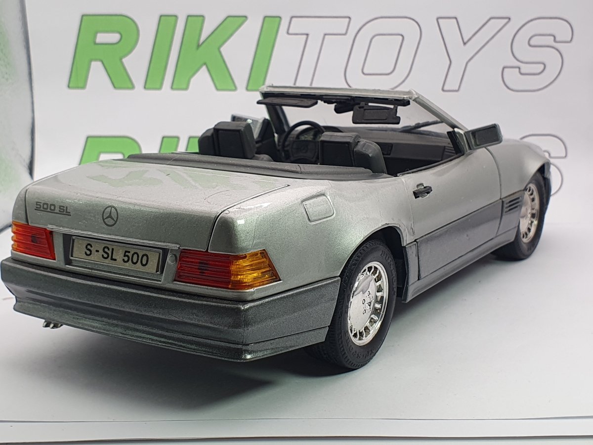 Mercedes Benz 500 SL Maisto 1/18 Argento 1989 - RikiToys - Maisto