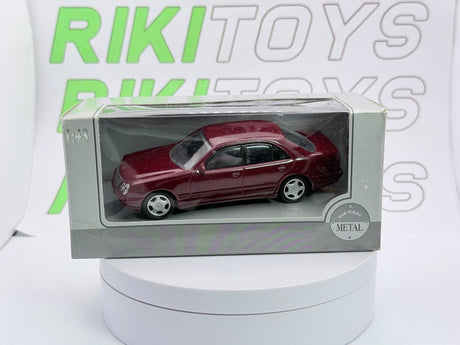 Mercedes Benz E 200 Automax 1/43 Rosso scuro 1996 - RikiToys - Automax
