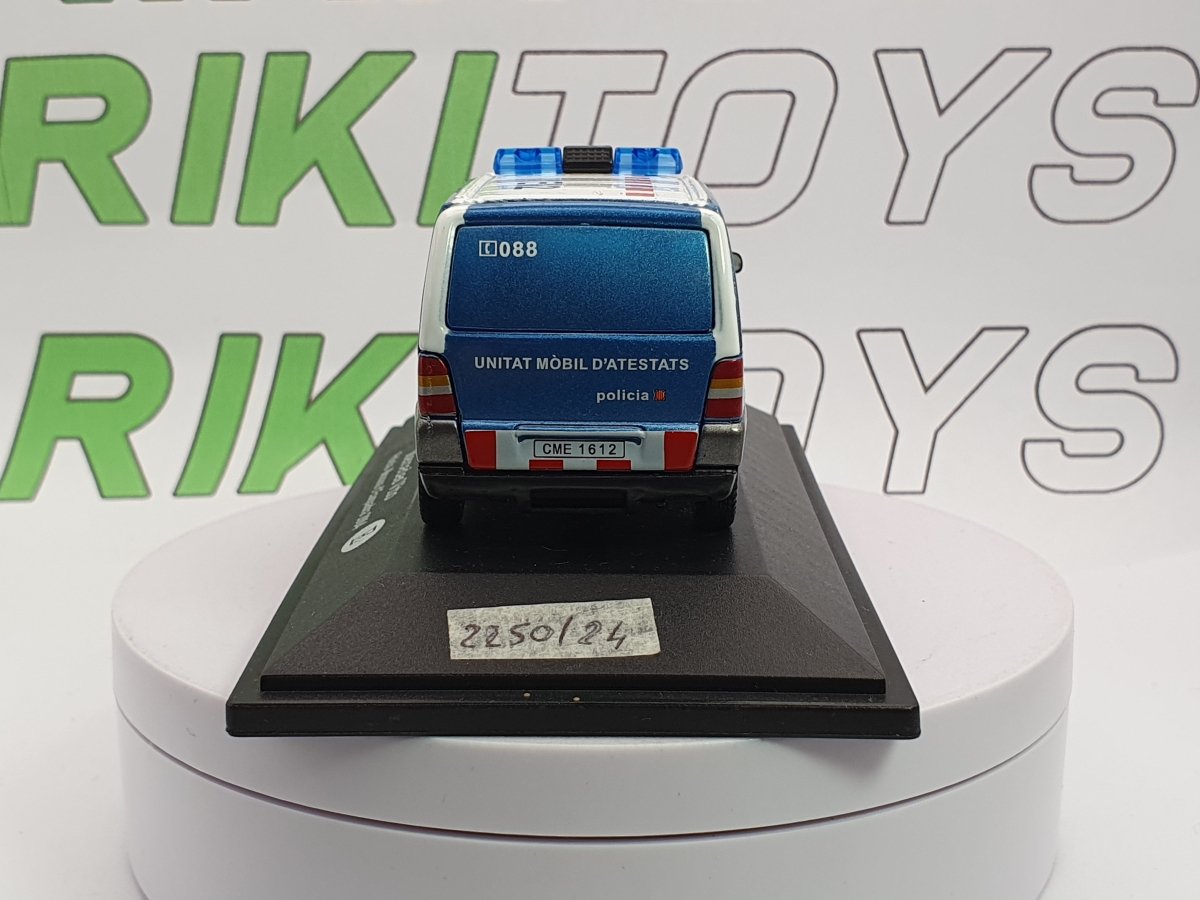 Mercedes Benz Vito Edicola 1/43 Azzurro 2004 - RikiToys - Edicola
