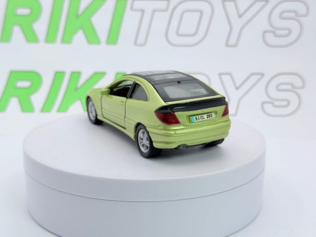 Mercedes C-klass Sport Coplè Maisto 1/38 Verde - RikiToys - Maisto