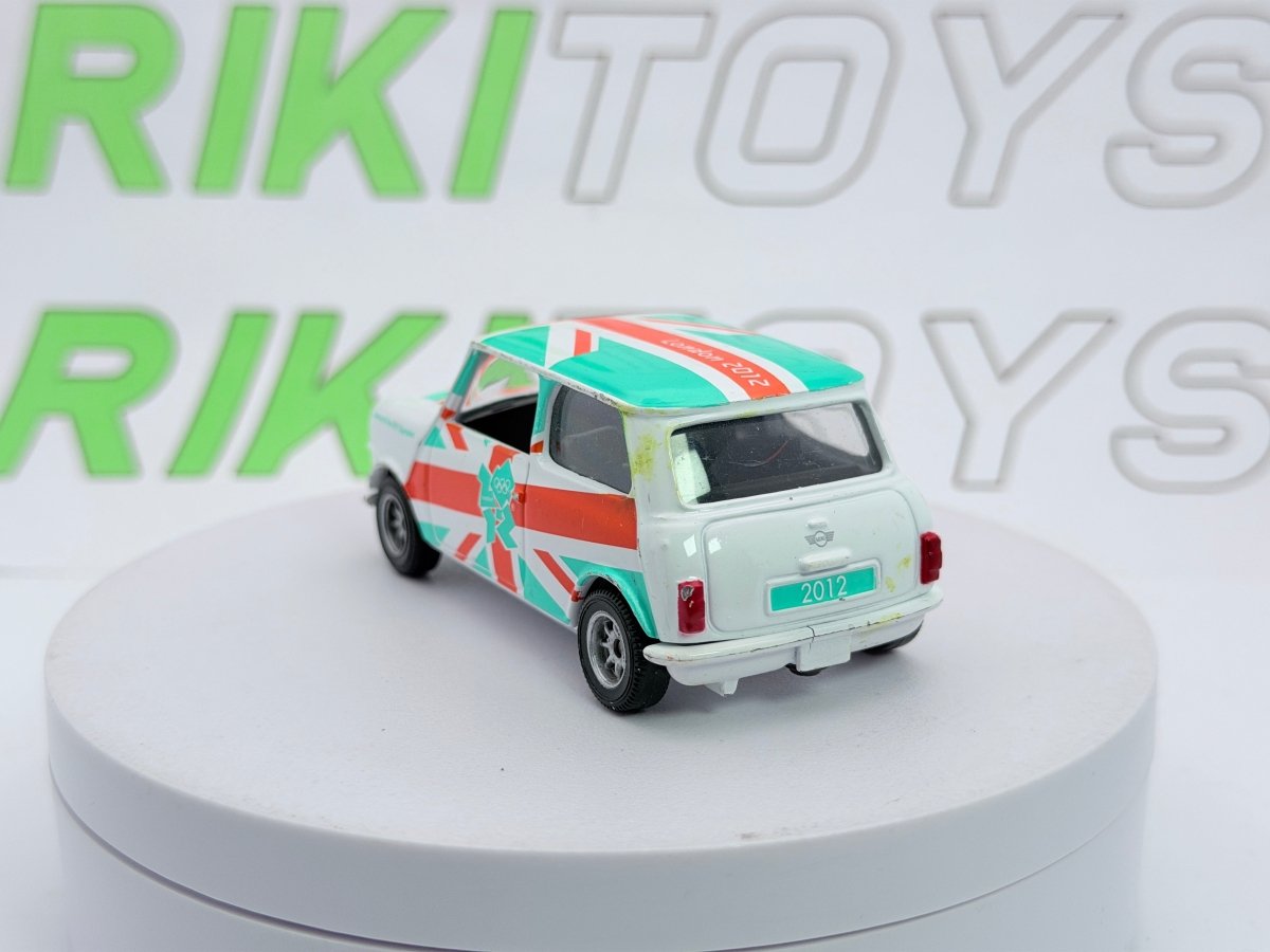 Mini Cooper Classic Corgi 1/36 Bianco - RikiToys - Corgi