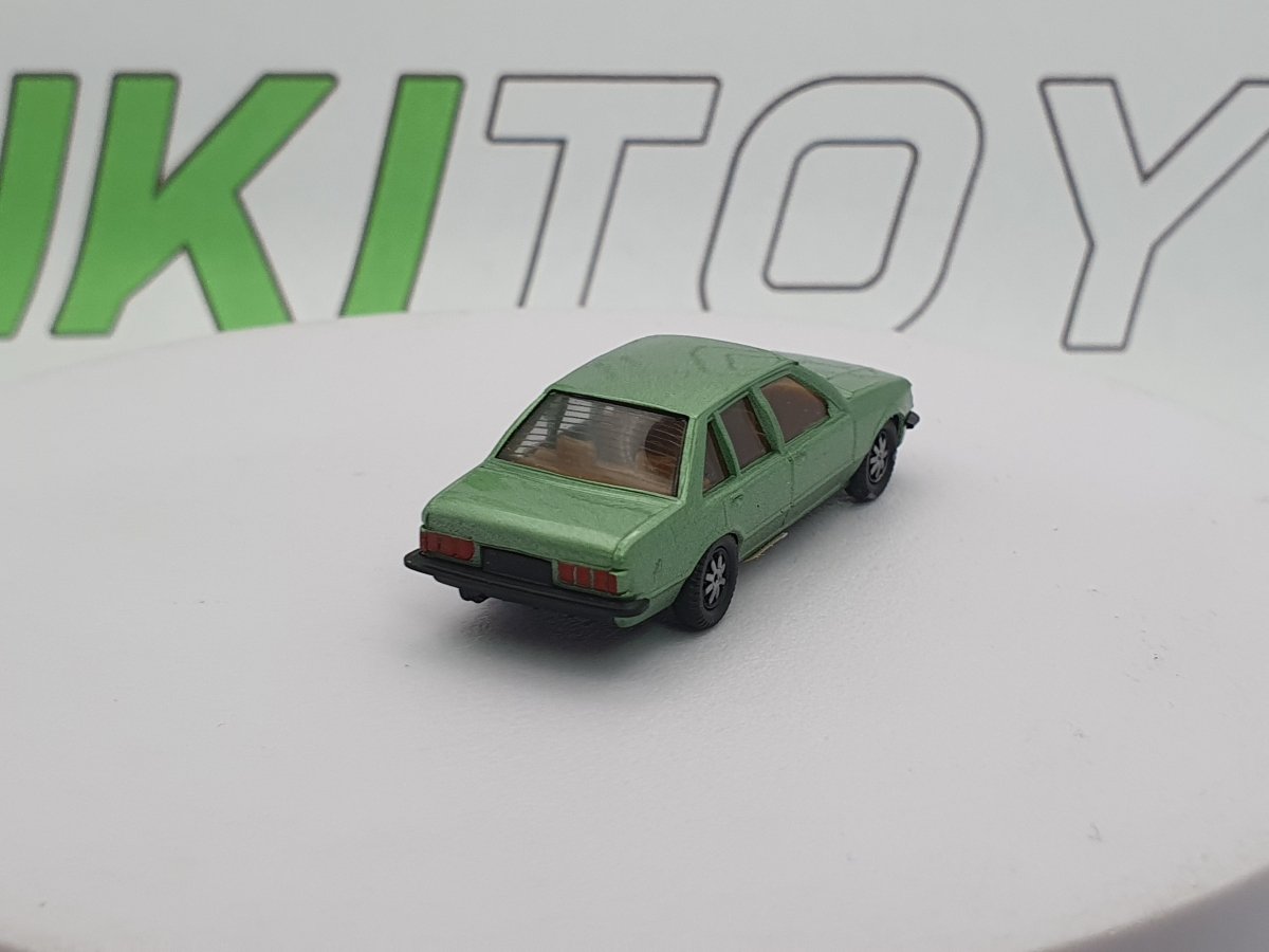 Opel Rekord 2,0 E 1/87 Verde 1977 - RikiToys - RikiToys
