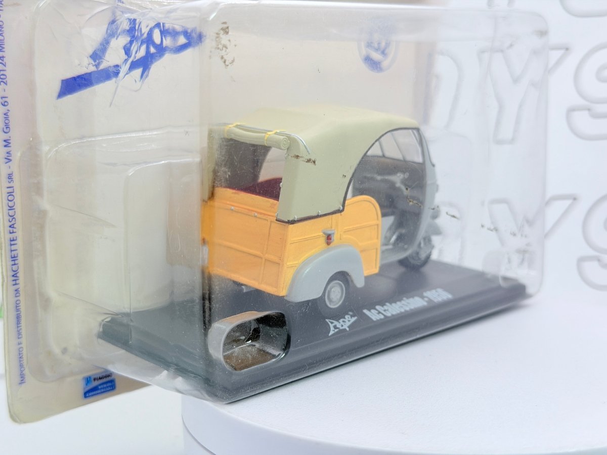 Piaggio Ape Calessino Italeri 1/32 Grigio 1956 - RikiToys - Italeri