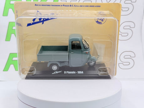 Piaggio Ape D Pianale Italeri 1/32 Grigio - RikiToys - Italeri