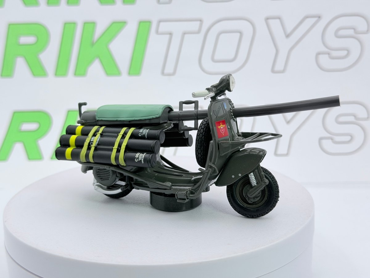 Piaggio Vespa Tap Italeri 1/24 Verde - RikiToys - Italeri