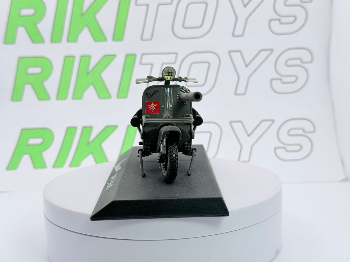Piaggio Vespa Tap Maisto 1/24 Verde 1956 - RikiToys - Maisto