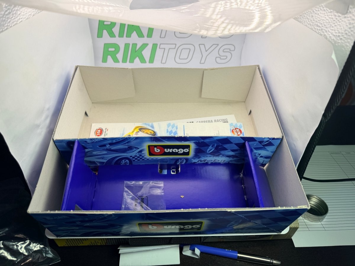 Porsche 911 993 Cup Burago 1/24 Bianco 1993 - RikiToys - Burago