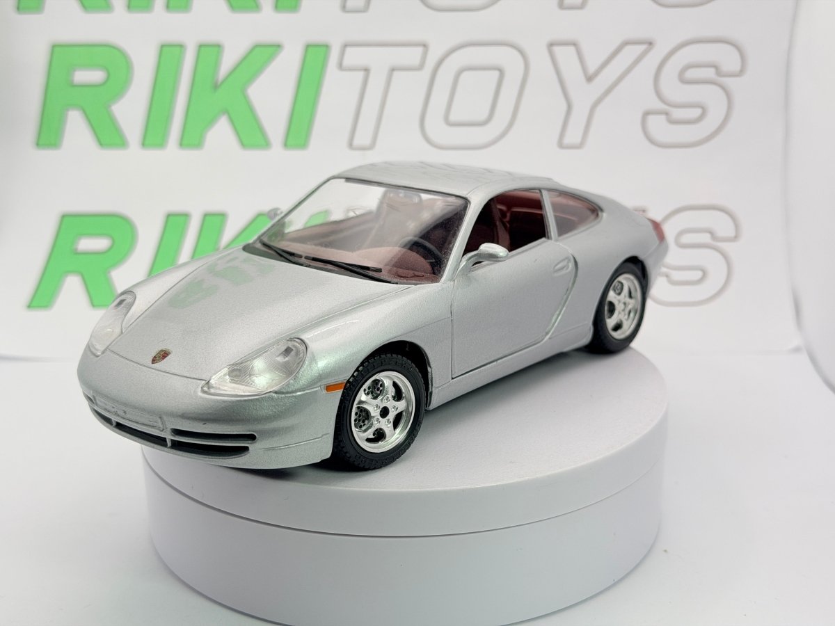 Porsche 911 996 Burago 1/24 Argento - RikiToys - Burago