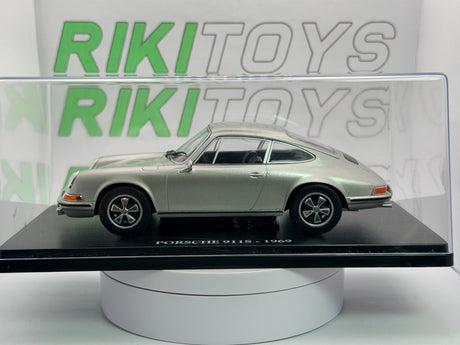 Porsche 911 S Edicola 1/24 Argento 1967 - RikiToys - Edicola