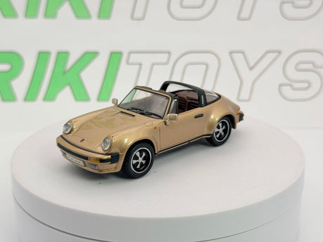 Porsche 911 SC Targa Edicola 1/43 Oro metallizzato 1981 - RikiToys - Edicola