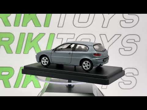 Alfa Romeo 147 3 porte Solido 1/43 Azzurro metallizzato 2001