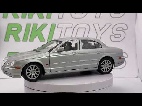 Jaguar S Type Welly 1/24 Argento 1999