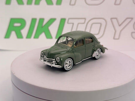 Renault 4 CV Solido 1/43 Verde chiaro - RikiToys - Solido