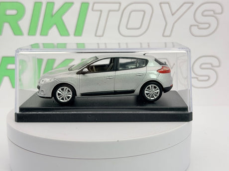 Renault Megane Norev 1/43 Argento - RikiToys - Norev