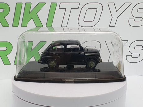 Seat 600 Pilen 1/43 - RikiToys - Pilen#