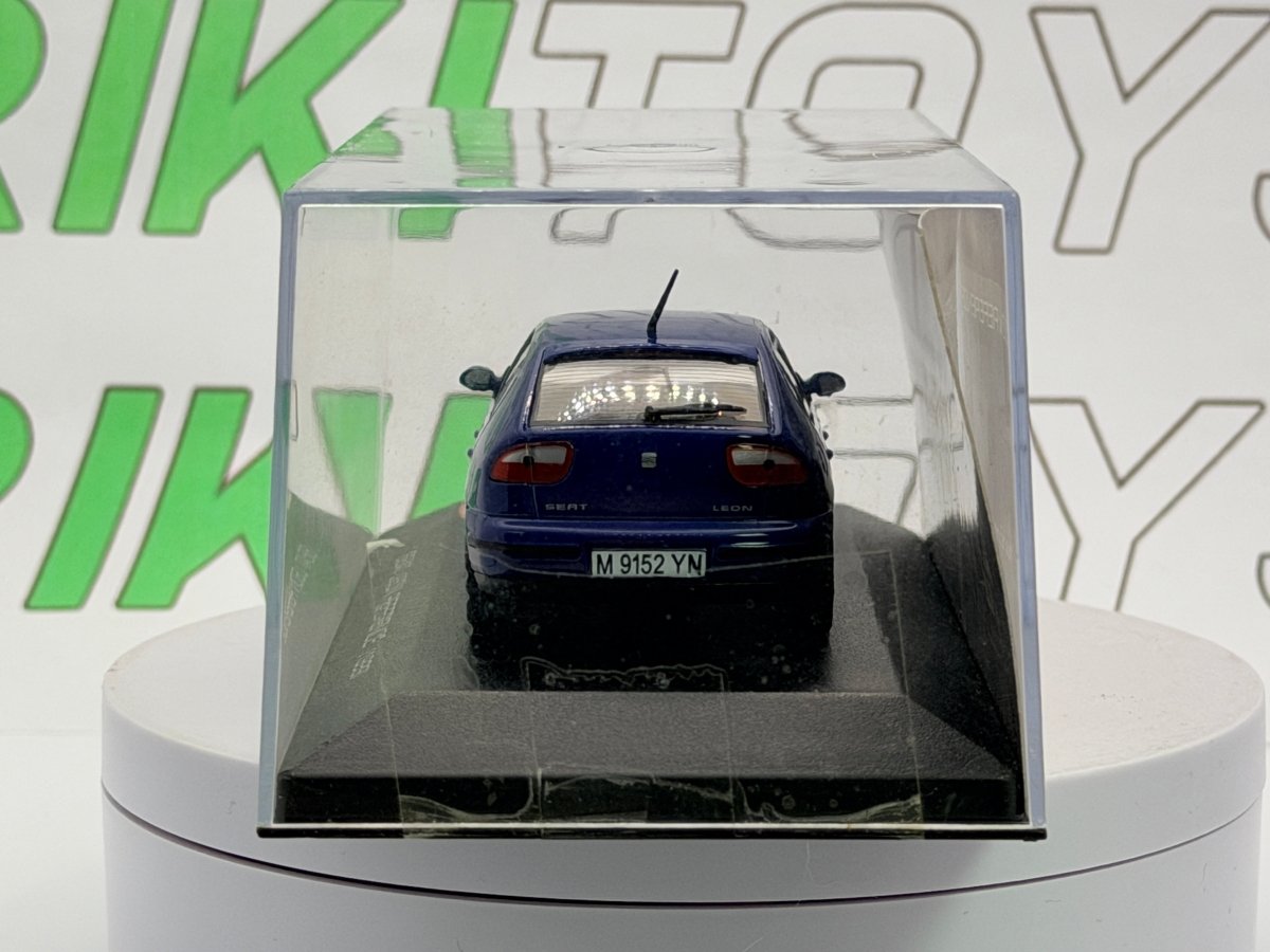 Seat Leon Edicola 1/43 Blu - RikiToys - Edicola