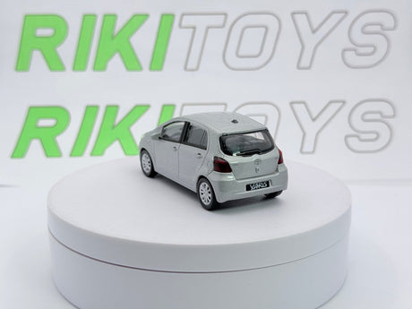Toyota Yaris Welly 1/43 Argento - RikiToys - Welly